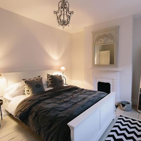 Beautiful House, Cirencester Centre, Parking Esterno foto