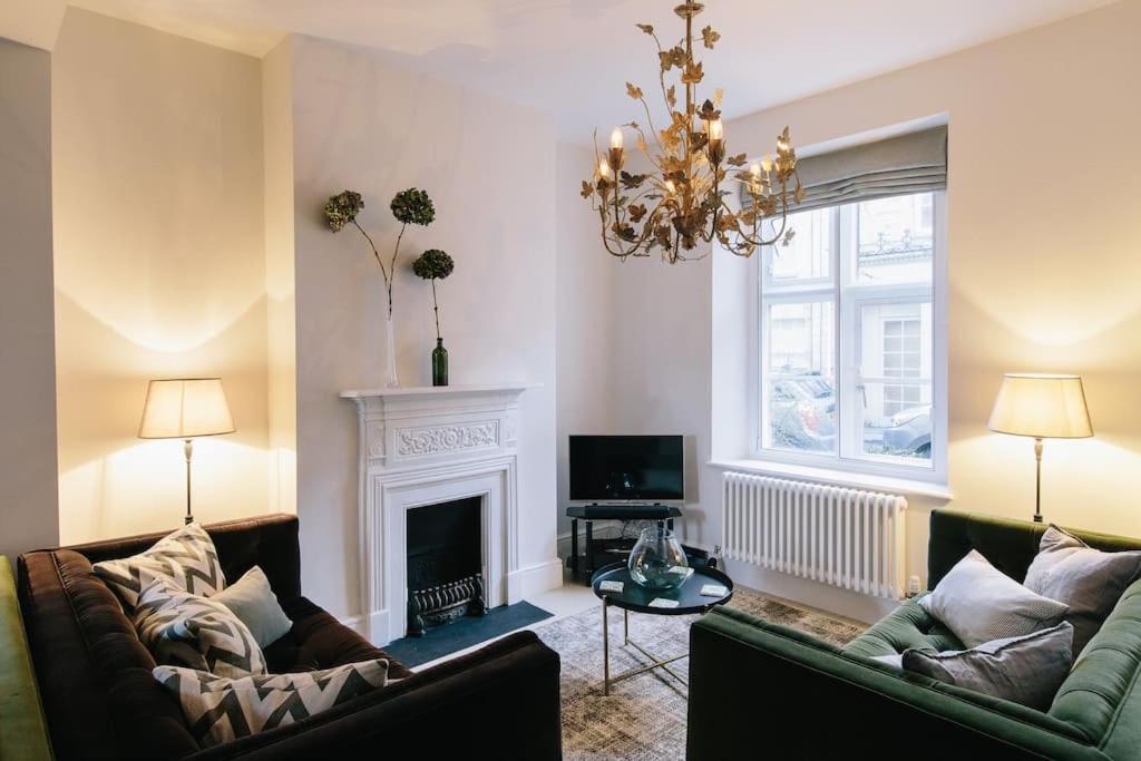 Beautiful House, Cirencester Centre, Parking Esterno foto