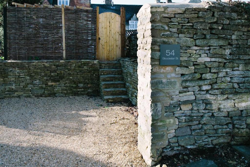 Beautiful House, Cirencester Centre, Parking Esterno foto